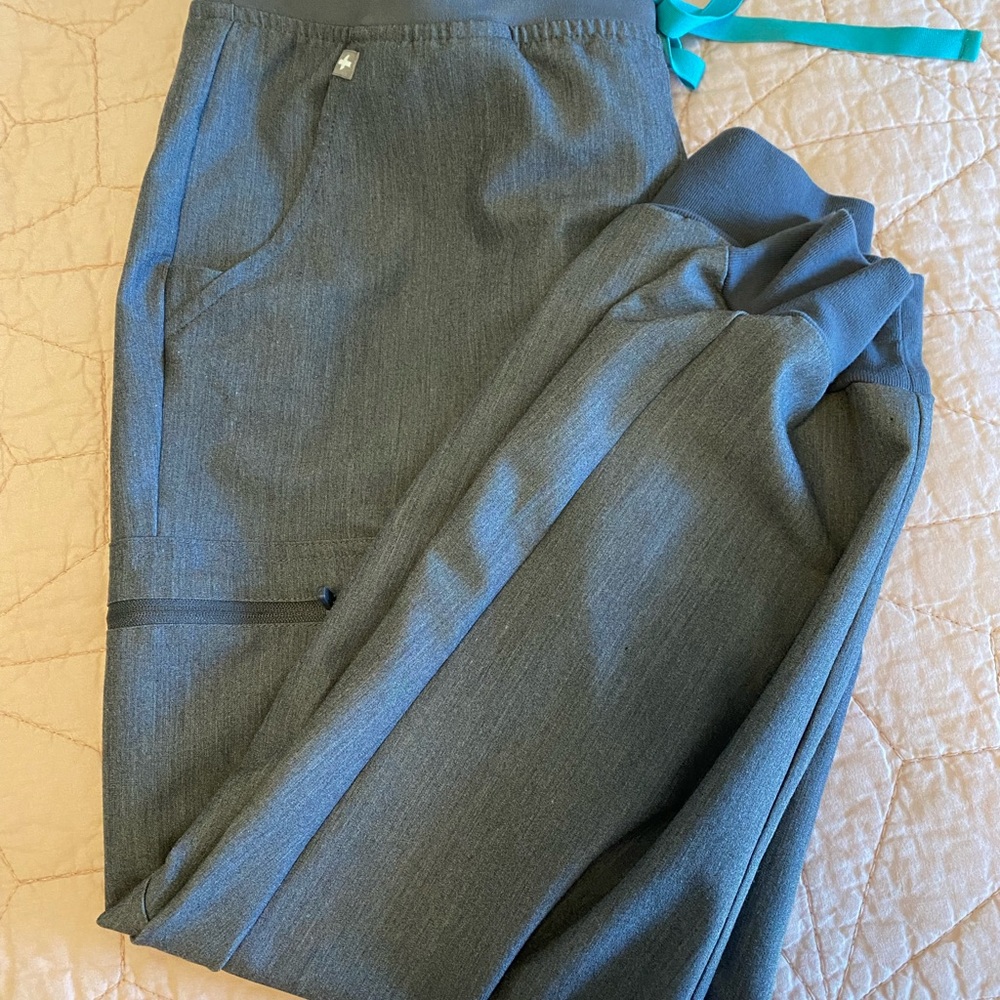 Figs PL Graphite Zamora joggers